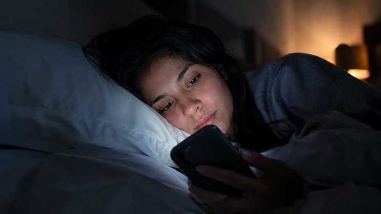 Your iPhone Can Get Dimmer Than You Think. Here's How to Fix Late-Night Scrolling